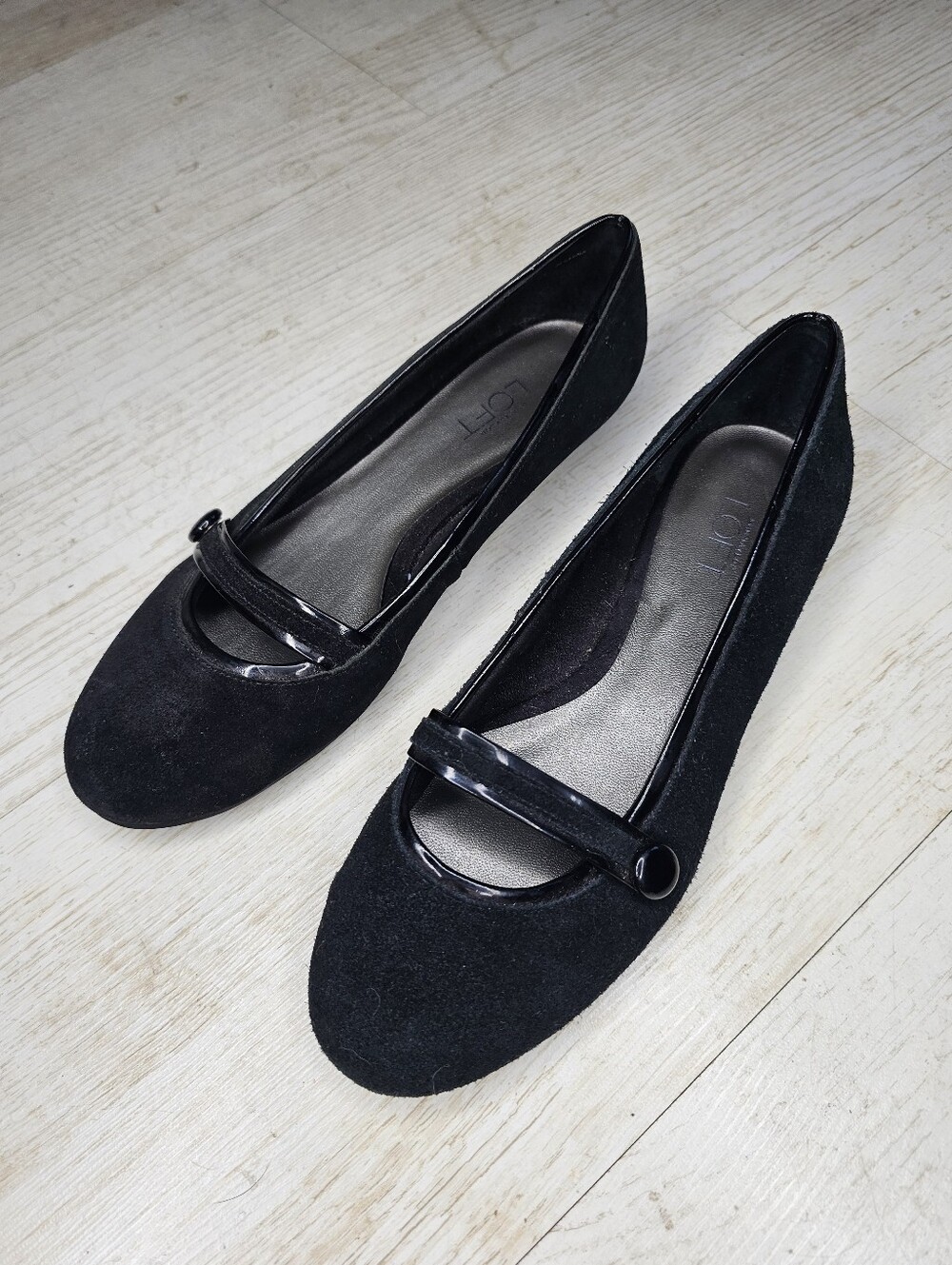 LOFT Mary Jane Flats in Black Suede-Look Size 7